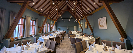 Feiern in der Scheune